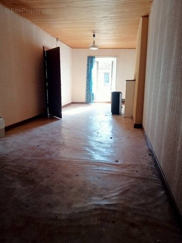 Maison à SAINT-HIPPOLYTE-DU-FORT