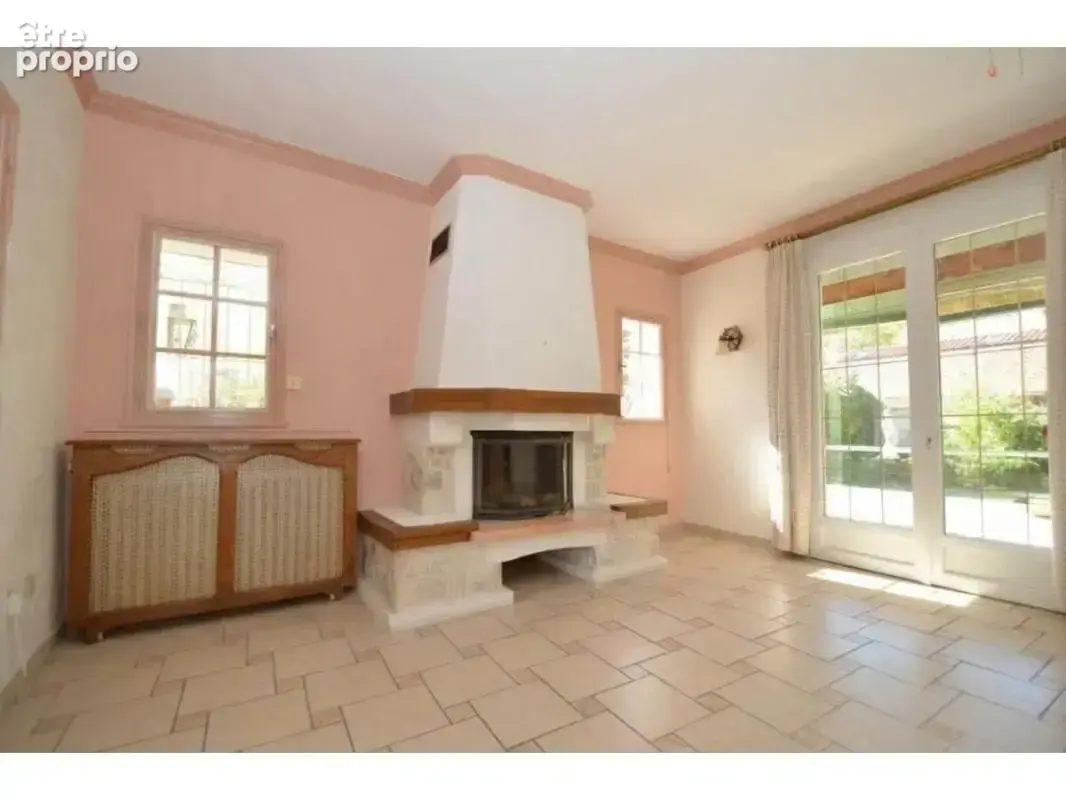Maison 8 pièces 174 m² à vendre à Riberac (24600) - photo 5