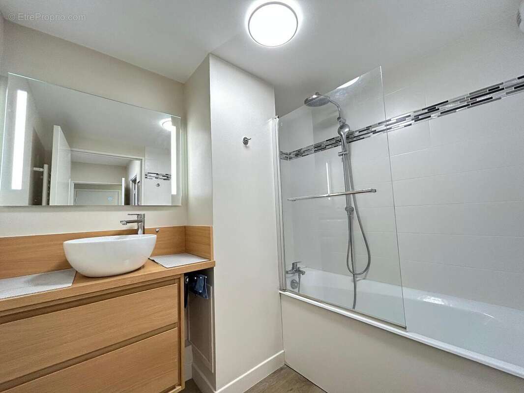   - Appartement à ANGERS