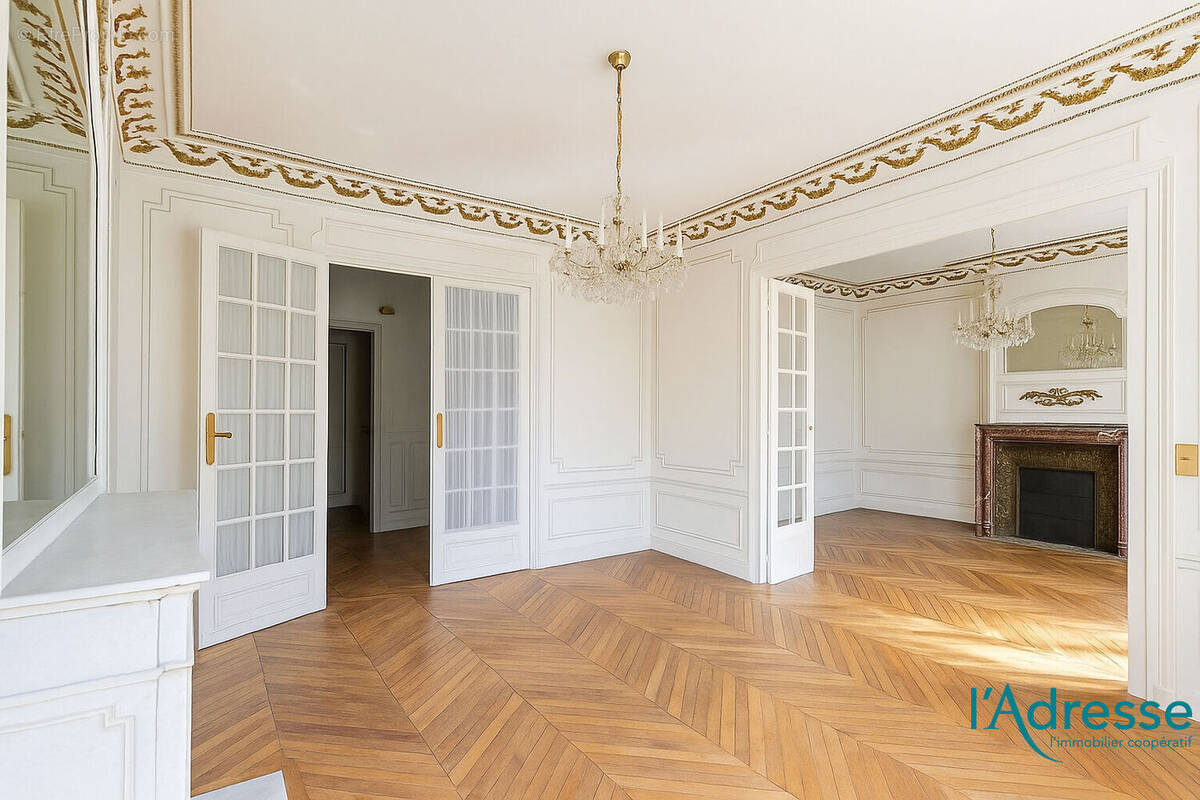 Appartement à PARIS-11E