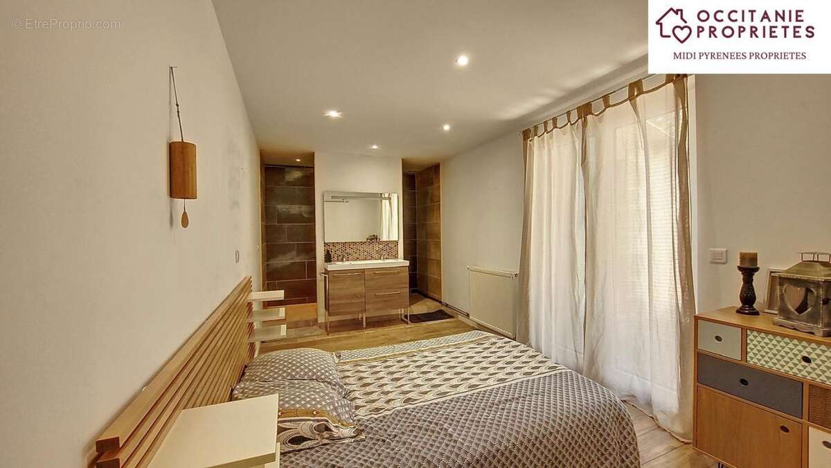 Maison à LEZAT-SUR-LEZE