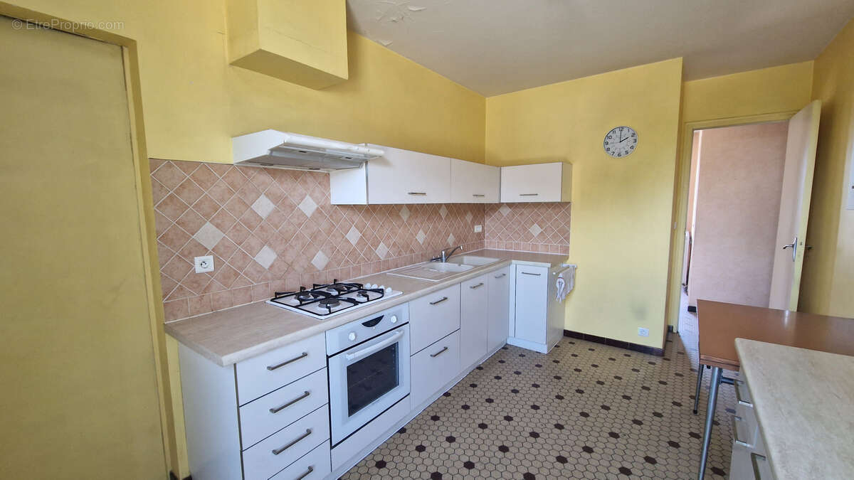 Langon proche gare - maison 4 chambres - terrain 980 m2 - photo 7