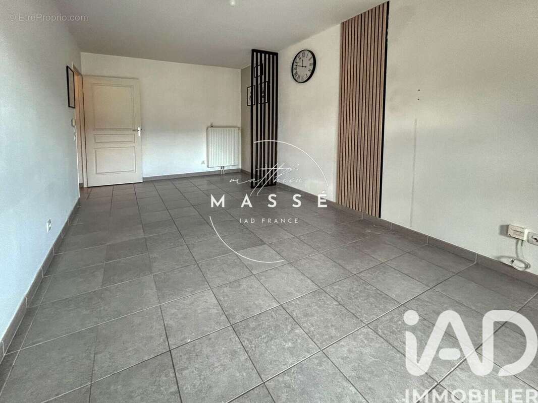 Appartement 50 m² à Evreux  - photo 3