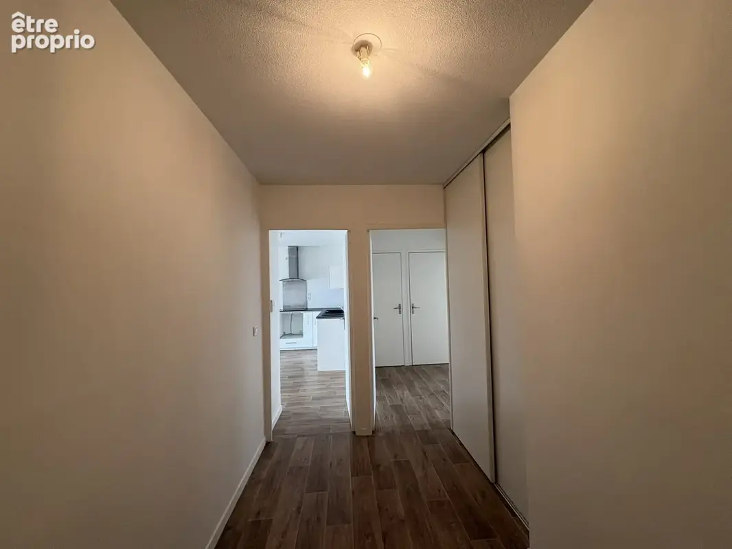 Appartement 63 m² à Lyon-8e  - photo 4