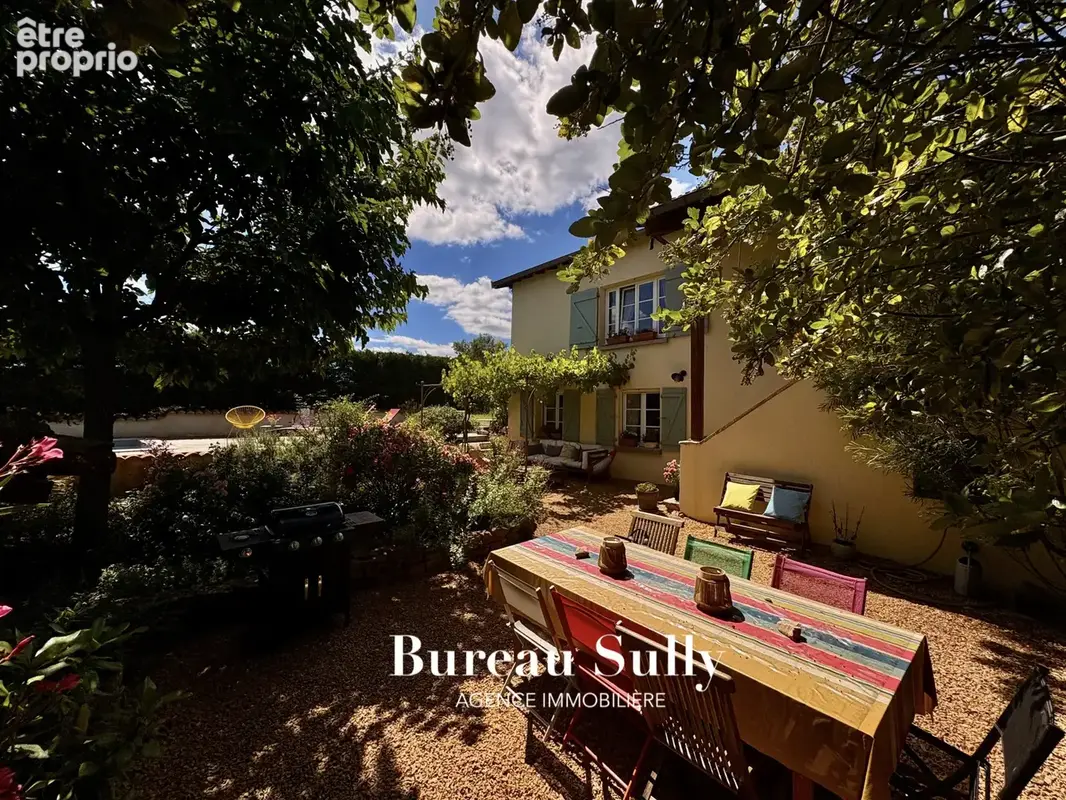 Maison 169 m2 terrain paysagé 750 m2 piscine traditionnelle, aux portes de Lyon - photo 8