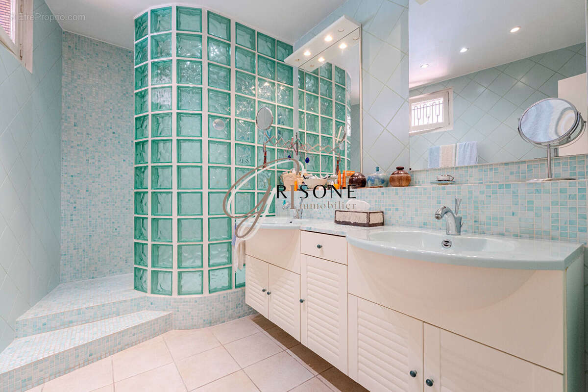 Maison à SANARY-SUR-MER