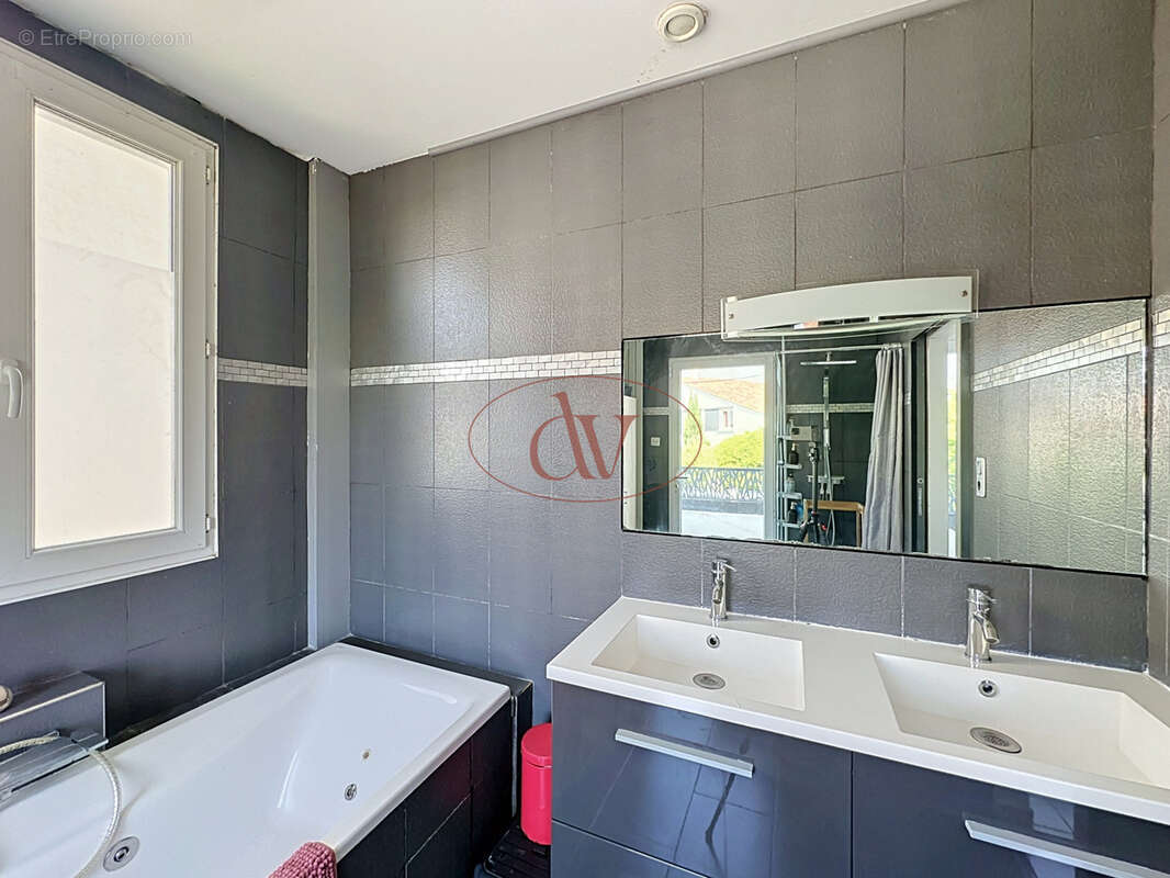Maison 167 m² à Elne  - photo 11