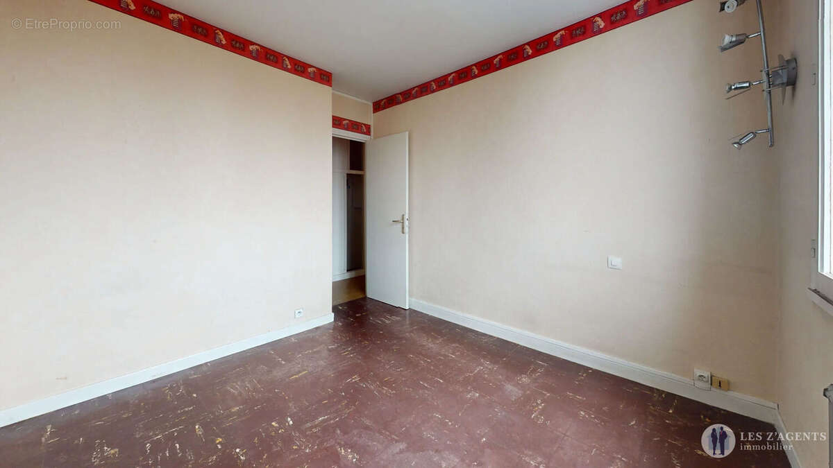 Appartement à SAINT-MARTIN-D'HERES