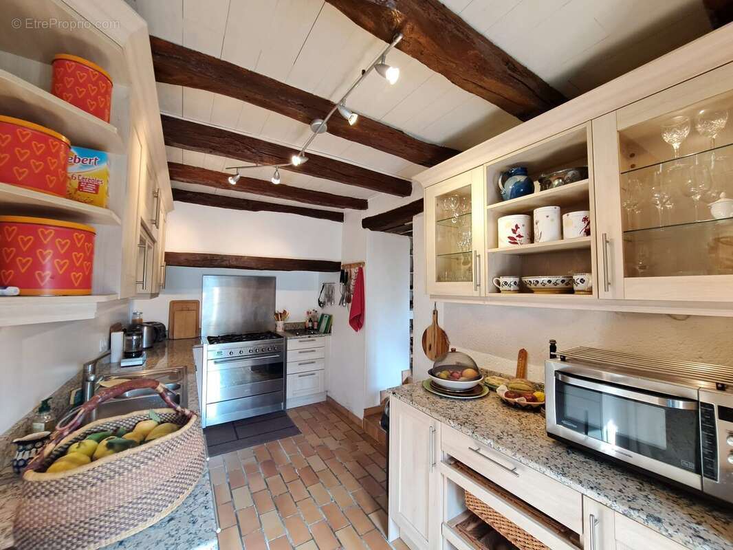 Maison à VALENCE-SUR-BAISE