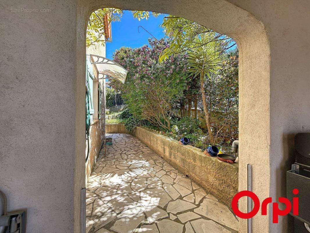 Maison à SIX-FOURS-LES-PLAGES