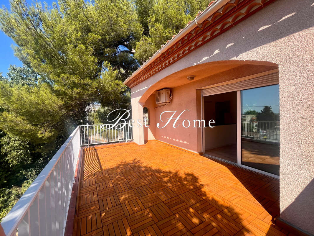 Appartement à NIMES