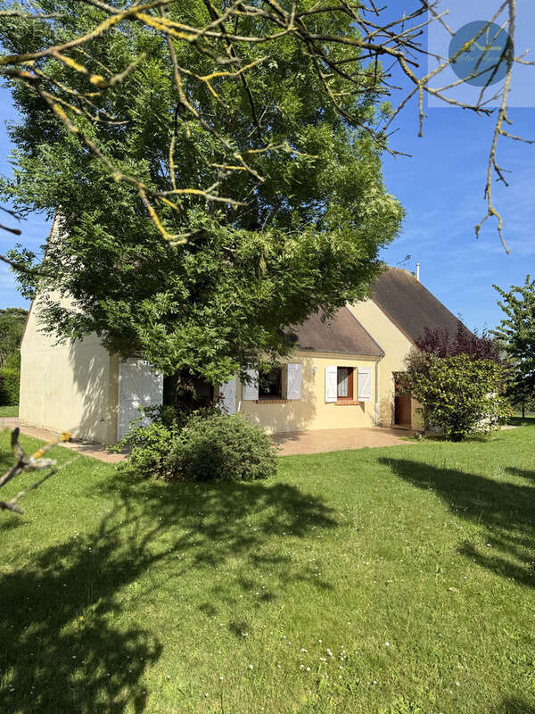 Maison à CHEROY