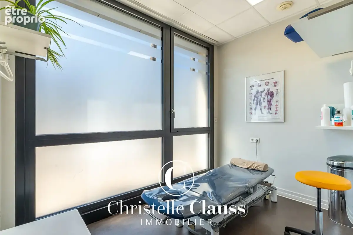 Obernai - à vendre - local commercial de 191 m² avec 12 places de parking - photo 11
