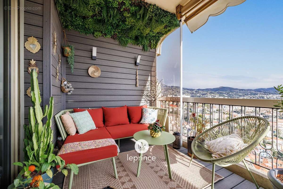 Appartement à NICE