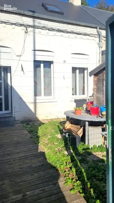 Maison rénovée, louée, cour et deux chambres - photo 7