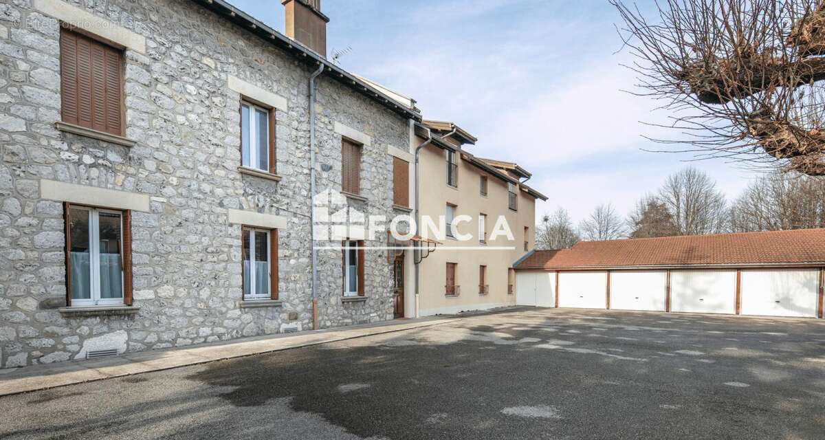Exclusivite claix - centre ville - photo 4