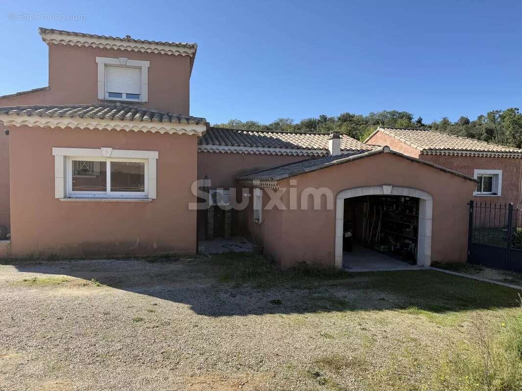 Maison à SAINT-PAUL-TROIS-CHATEAUX