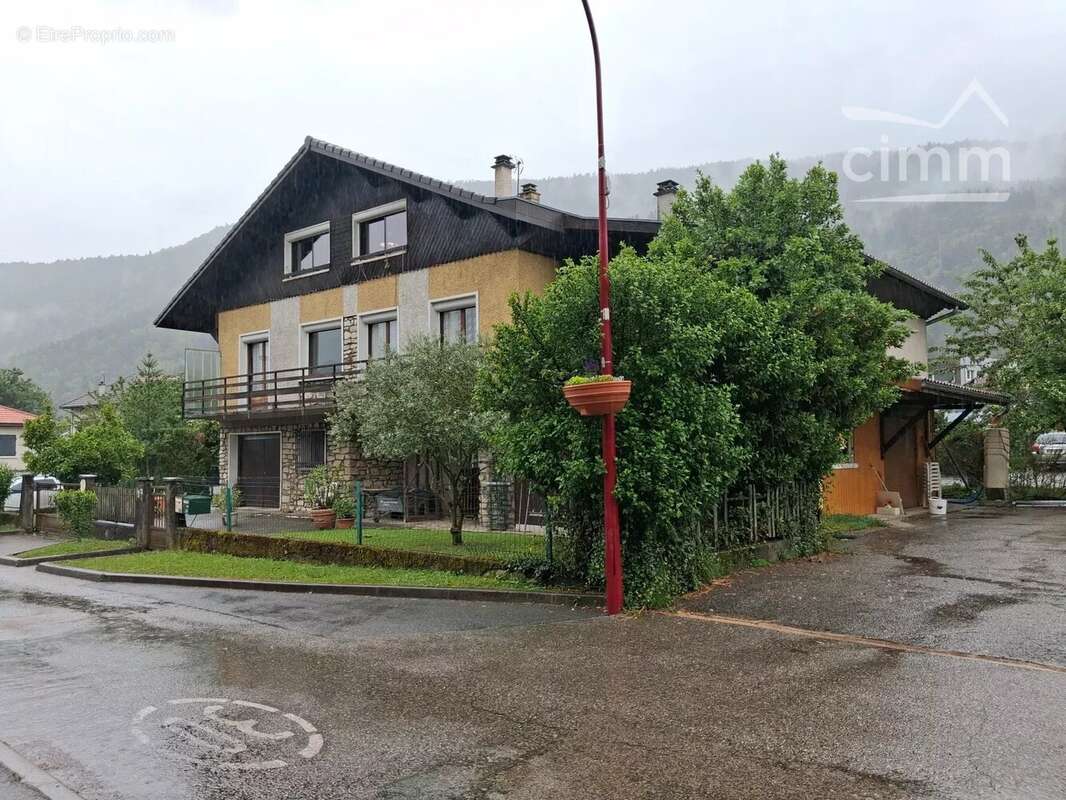 Appartement à SAINT-PIERRE-D'ALLEVARD