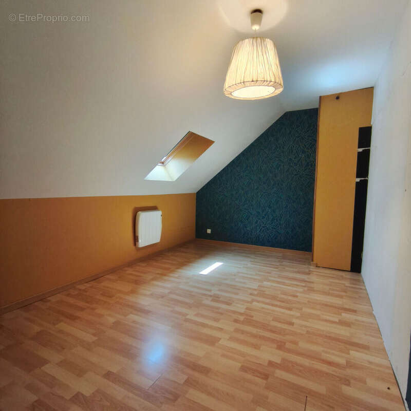 Maison à DOUY