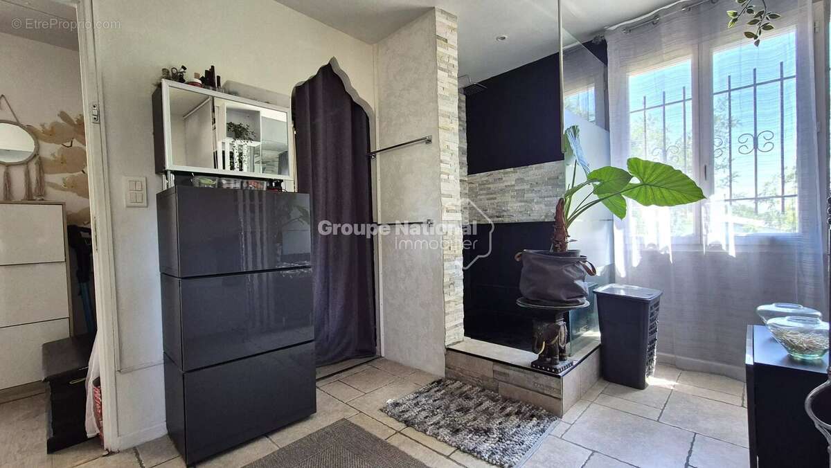 Couthezon - mas 145 m² avec jardin + piscine - photo 17