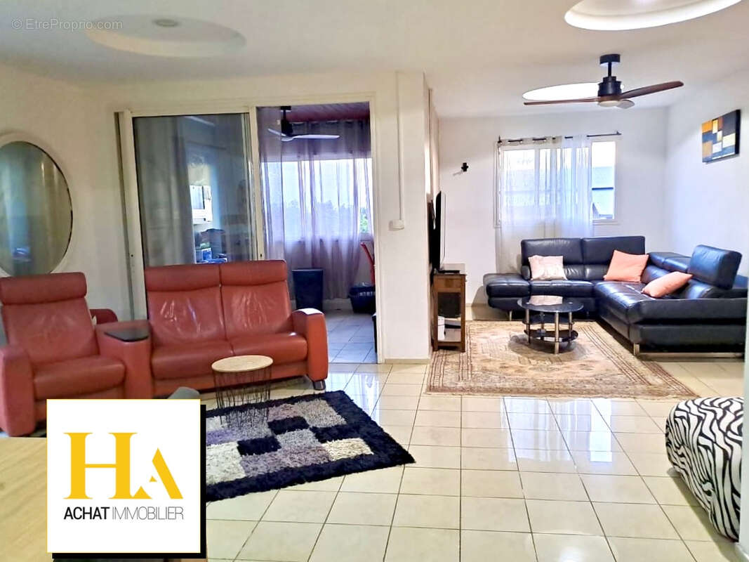 Maison à L&#039;ETANG-SALE