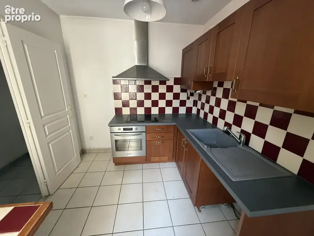 Avenue thermale   bel appartement t5 de 117 m2 avec ascenseur et balcons - photo 3