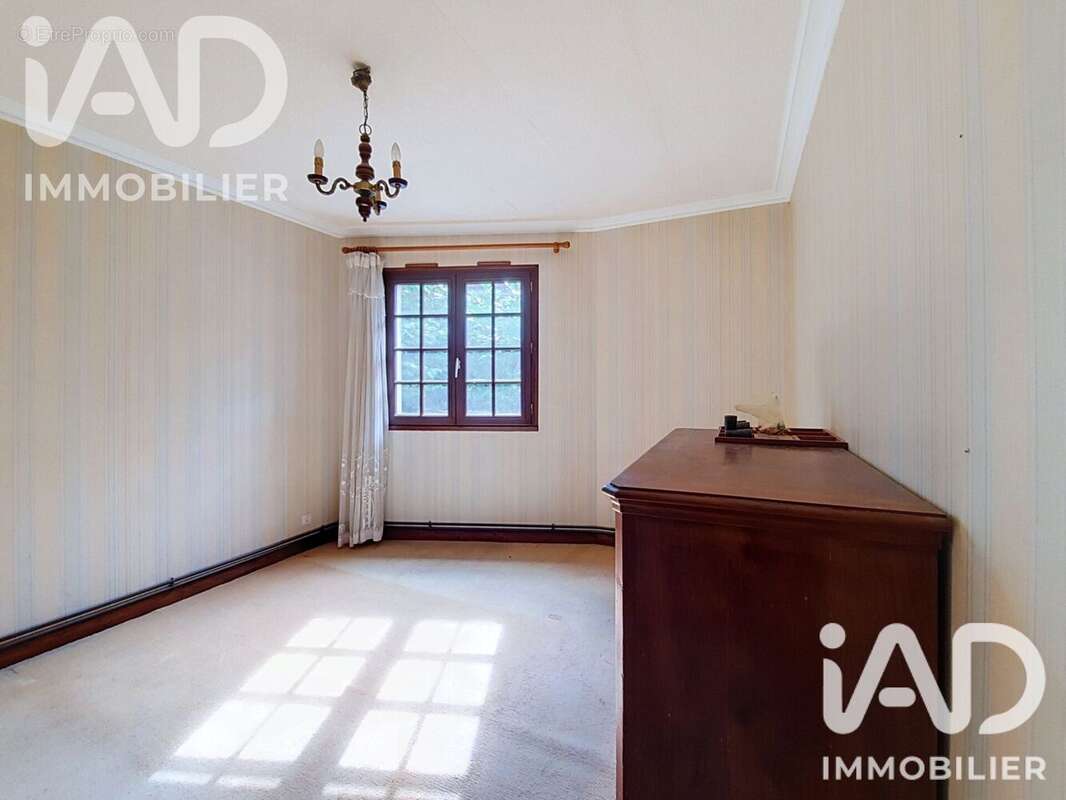 Maison 112 m² à Retiers  - photo 5