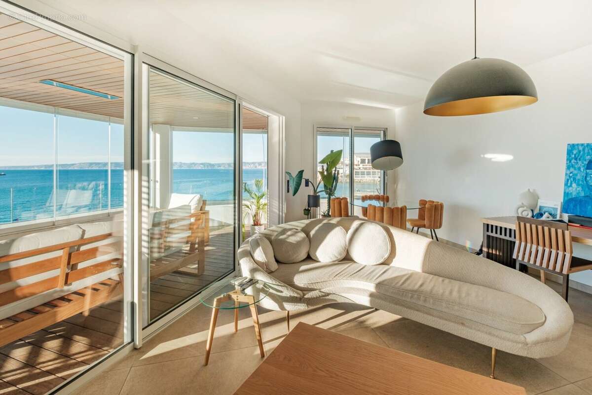 Appartement à MARSEILLE-7E