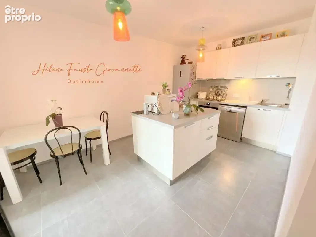 SAN-NICOLAO – Appartement T3 de 74 m² avec terrasse, à deux pas des commerces et de la plage - photo 4