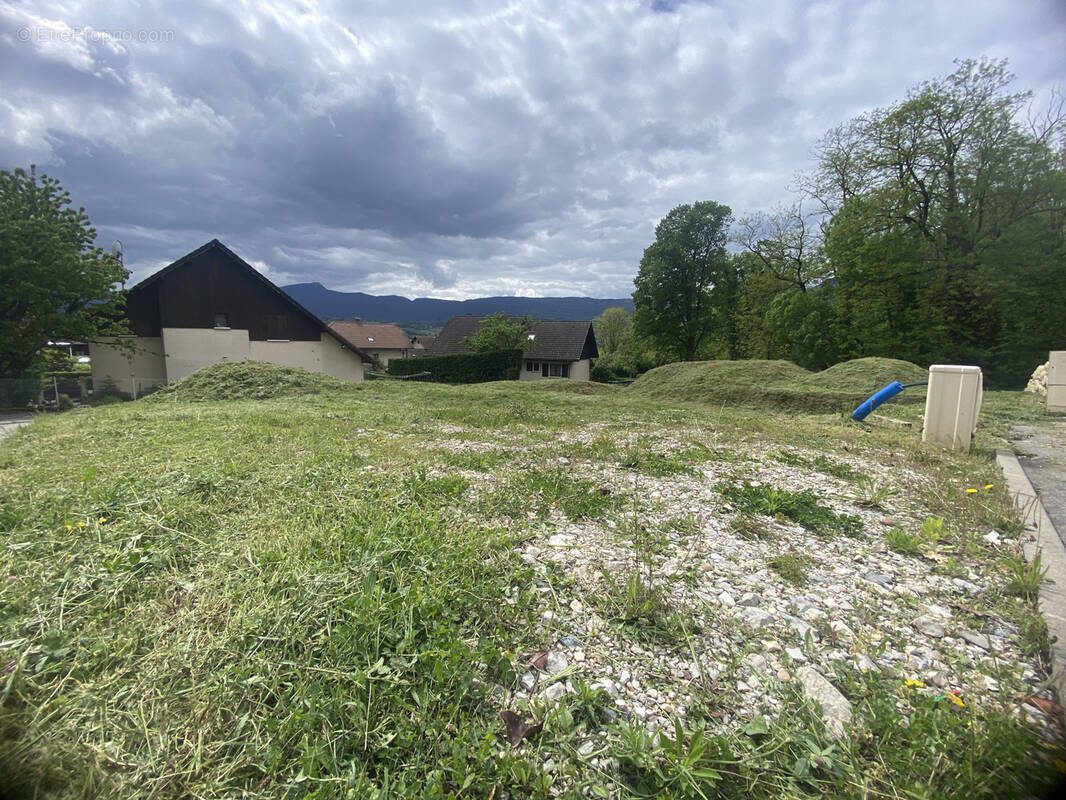 Terrain à CHAMBERY