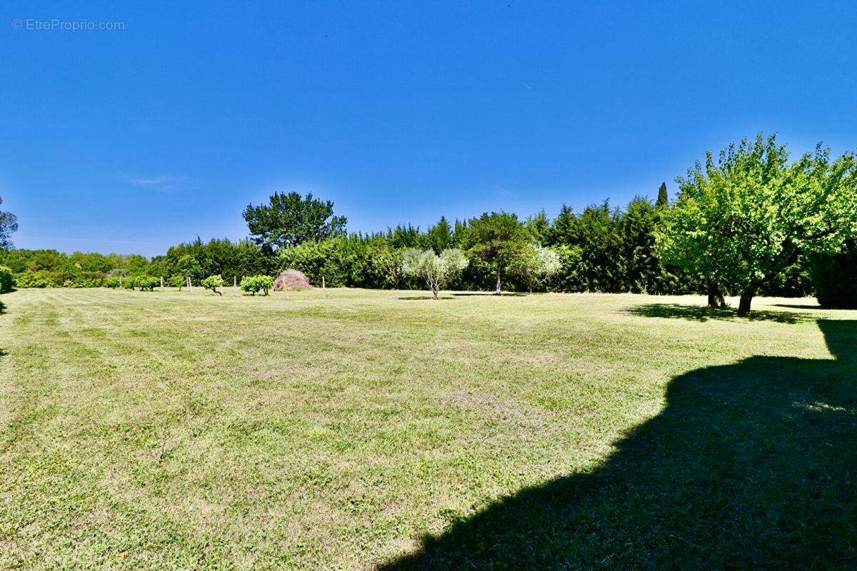 Maison à JONQUIERES
