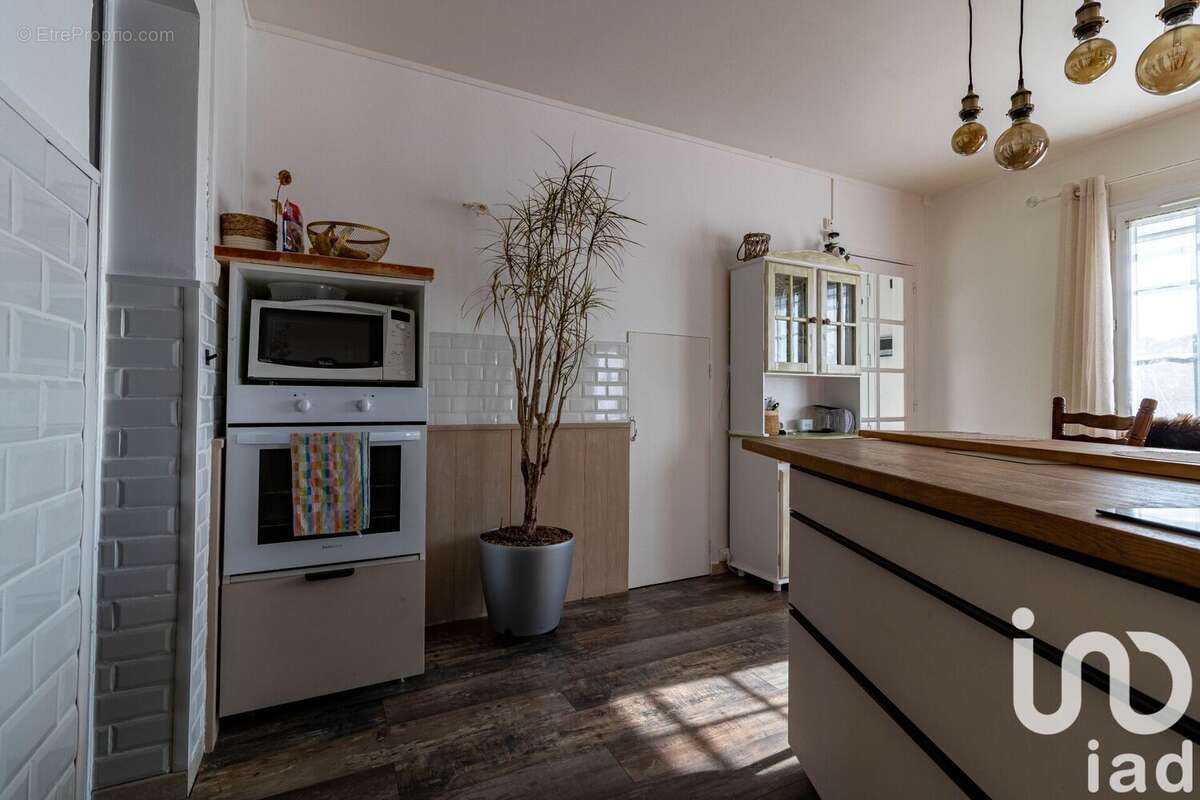 Photo 4 - Maison à DAMMARTIN-EN-SERVE