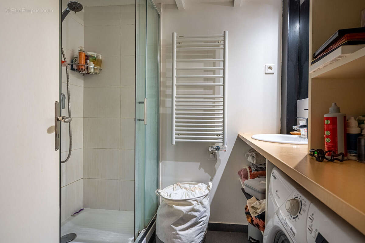 Appartement à PARIS-11E