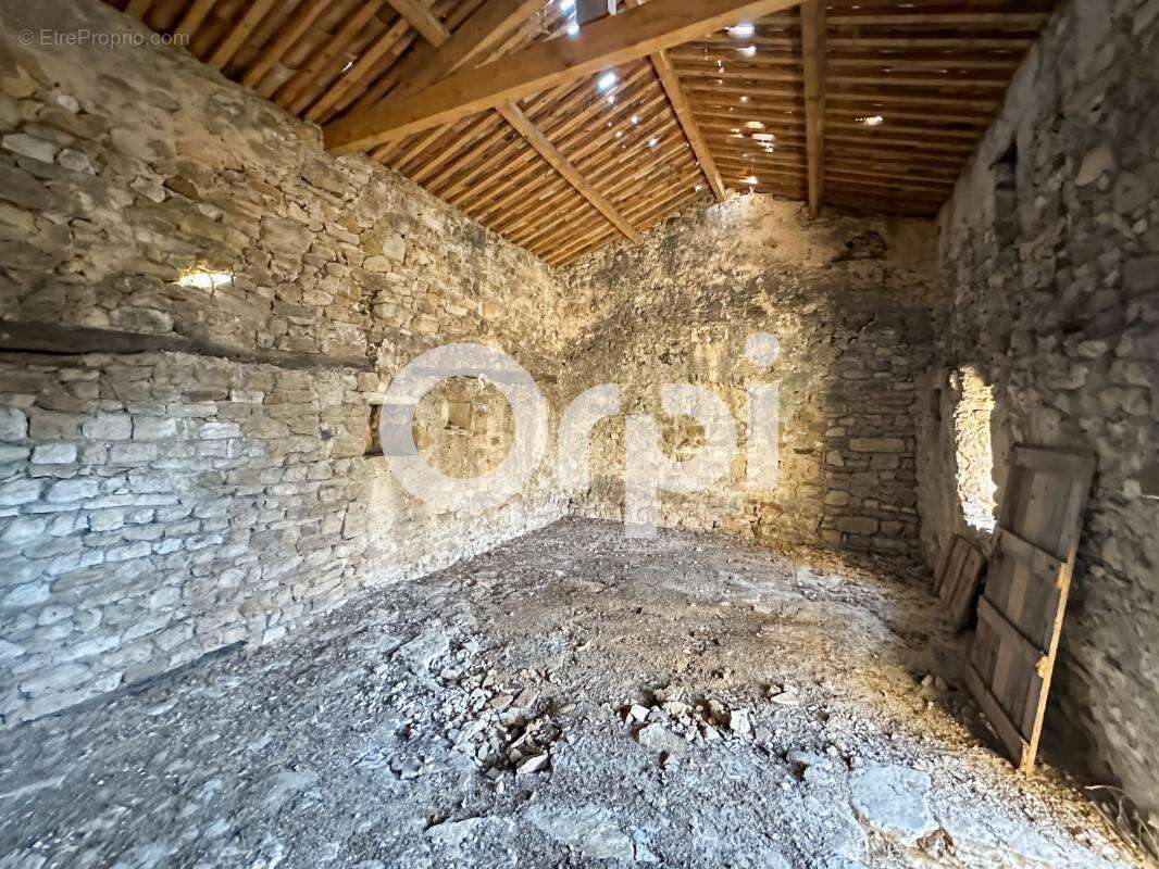 Maison à ALLEGRE-LES-FUMADES