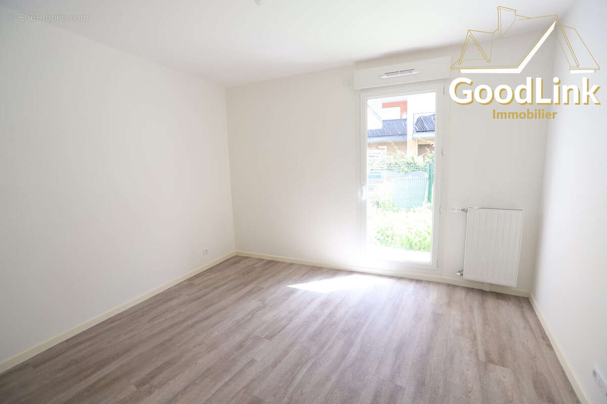 Appartement à SAINT-FARGEAU-PONTHIERRY