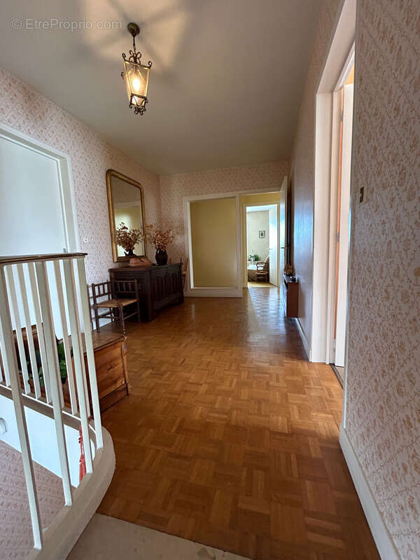 Maison à CHATEAUPONSAC