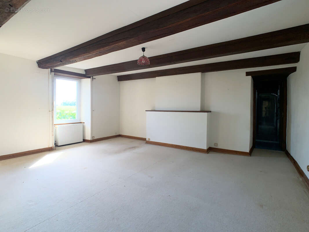 Maison à SAINT-SAUVEUR-LA-POMMERAYE