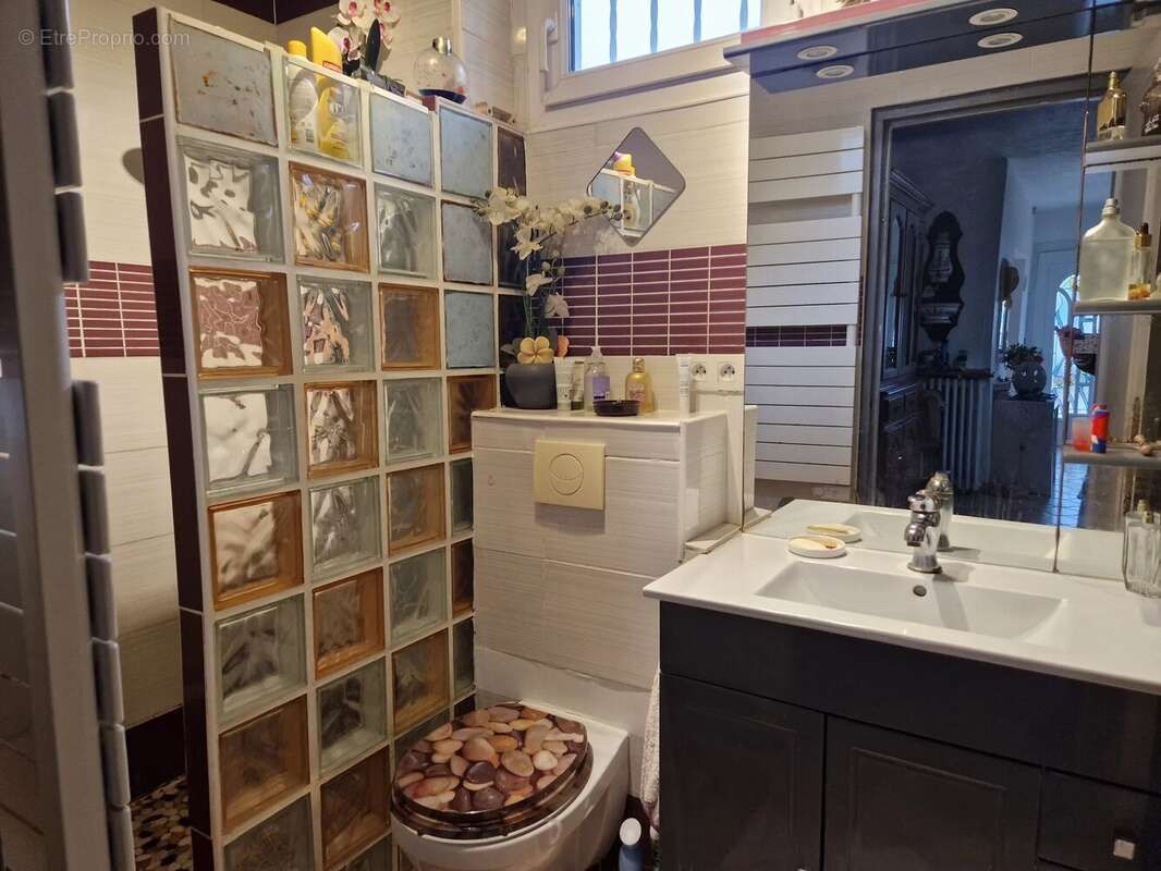 Maison à MAGNY-LES-HAMEAUX