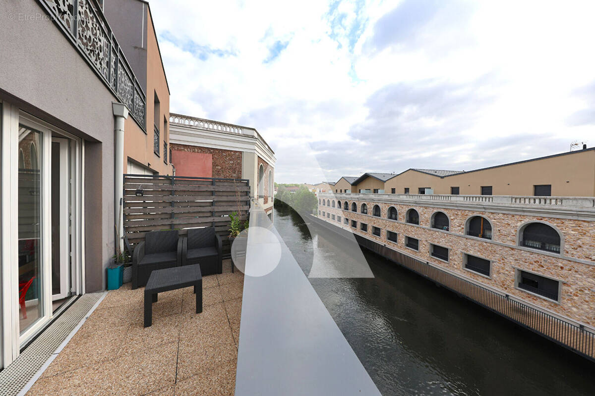 Appartement à CORBEIL-ESSONNES