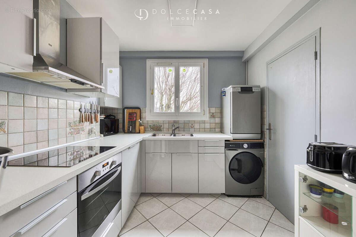 Appartement à FONTENAY-SOUS-BOIS