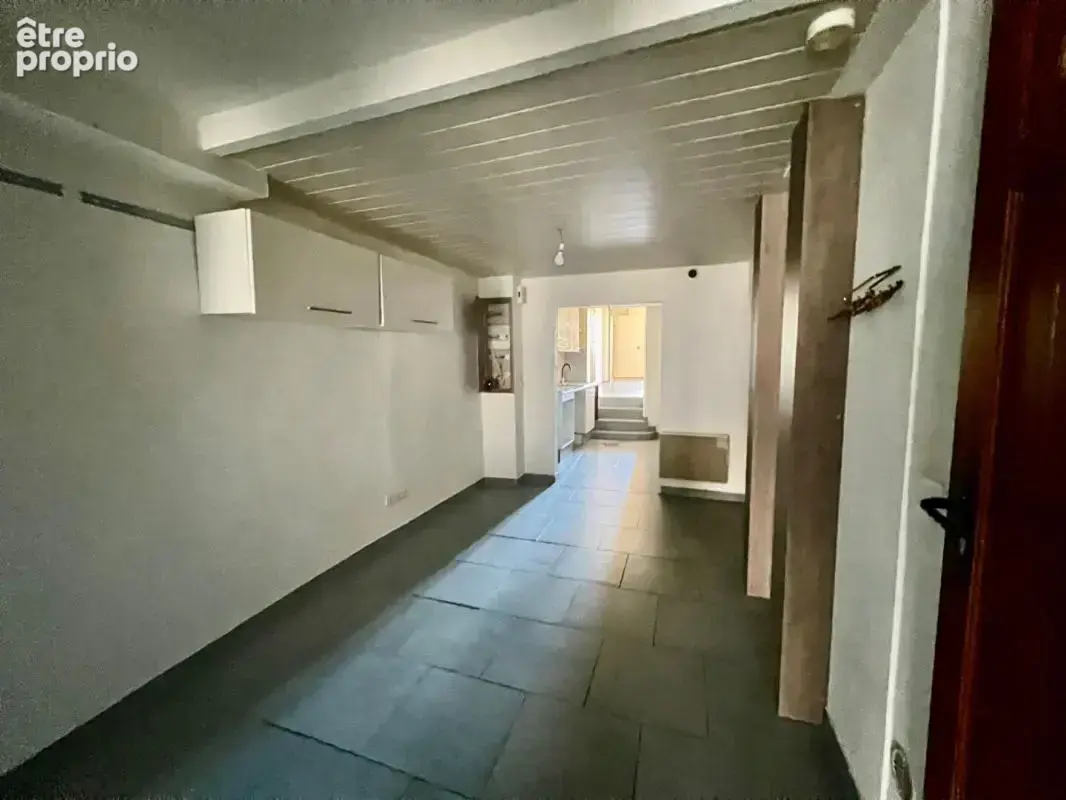 immeuble avec 2 appartements, garage et caves - LE VAL - photo 17