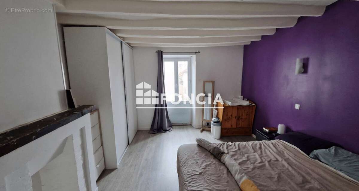Maison à SACLAS