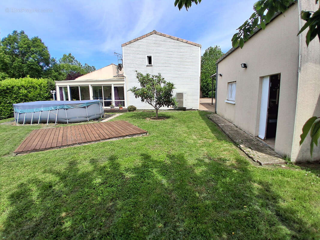Maison à SAINT-AGNANT
