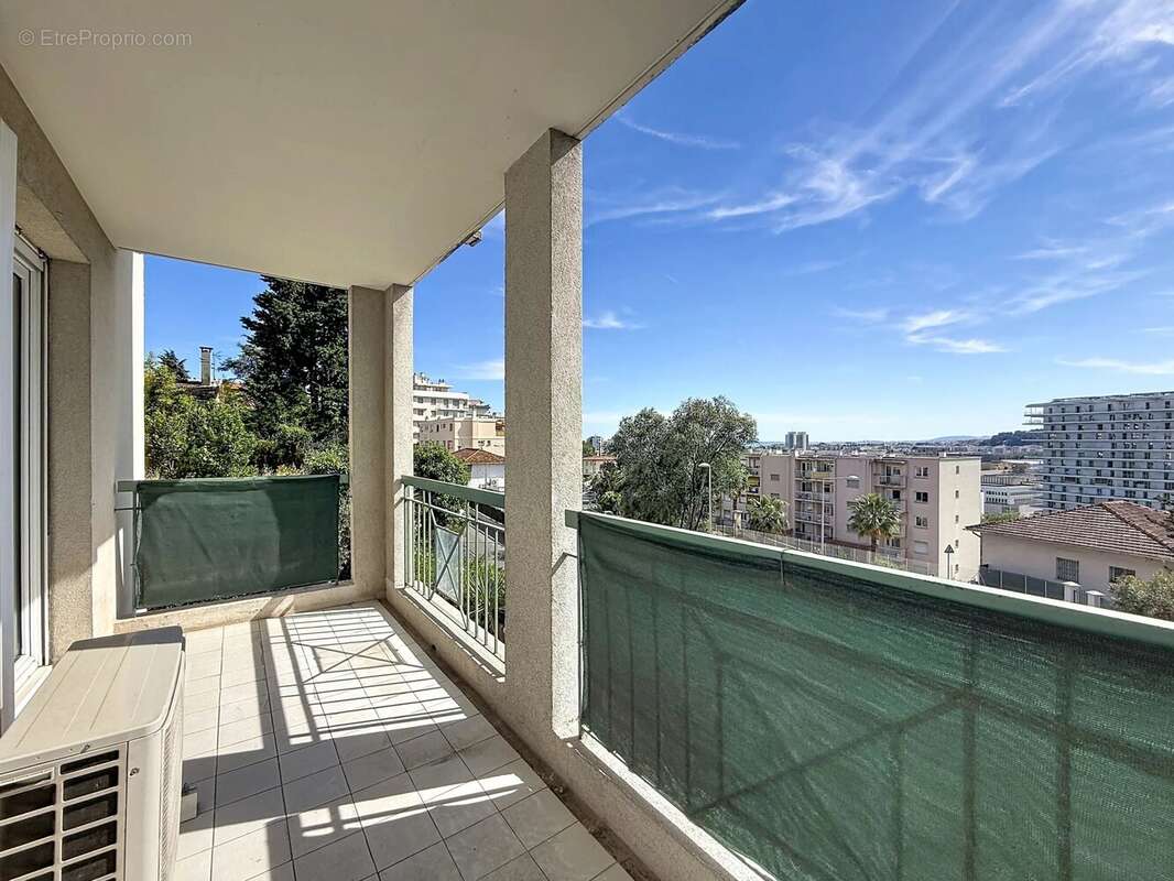 Agréable appartement 3 pièces - Nice Ouest, Sainte Marguerite - photo 3
