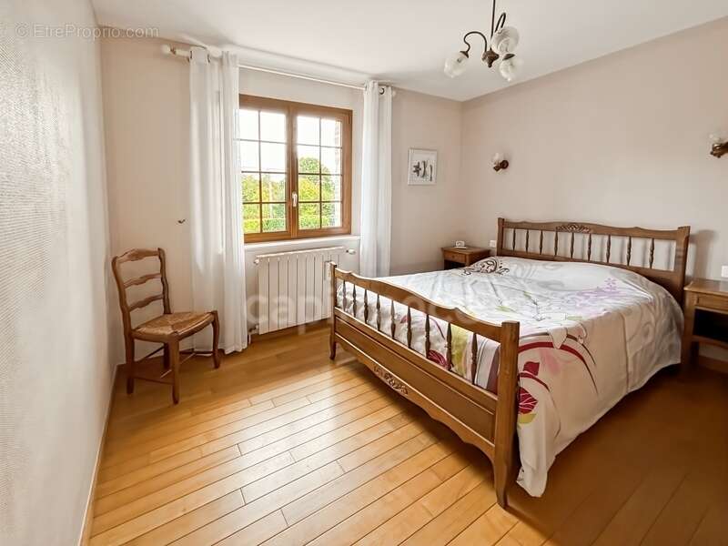 Maison à VILLEDIEU-LES-POELES