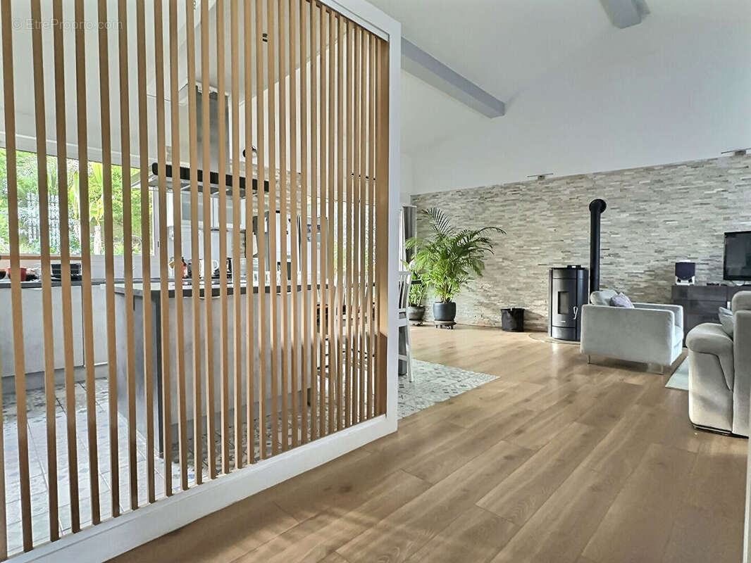 Maison à JUVISY-SUR-ORGE