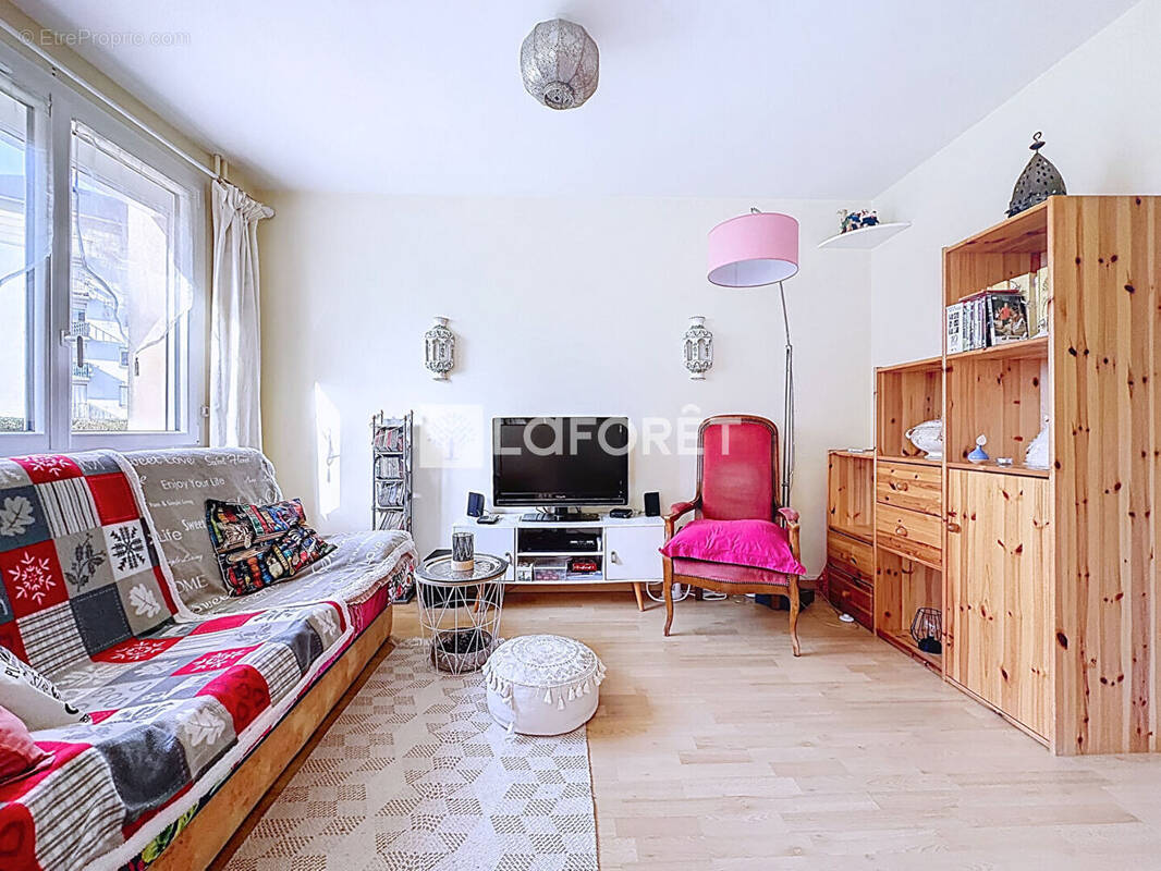 Appartement à LUCE