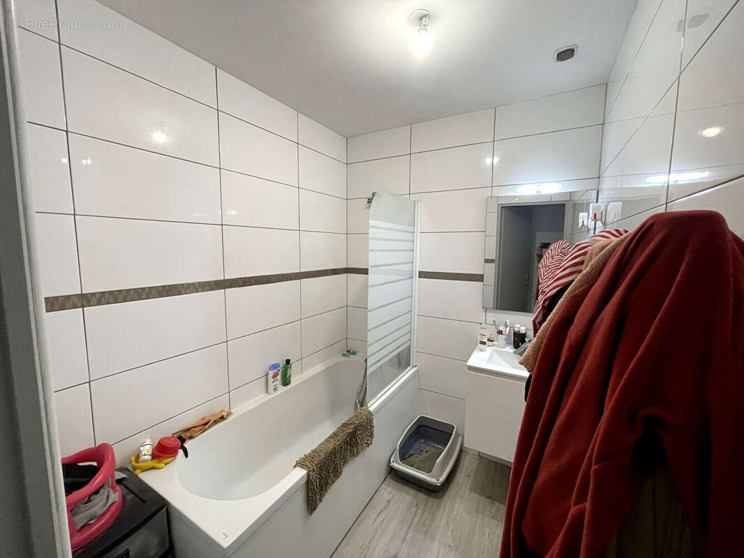 Appartement à GUISE