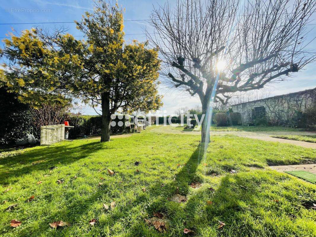 Maison à SAINTE-EULALIE