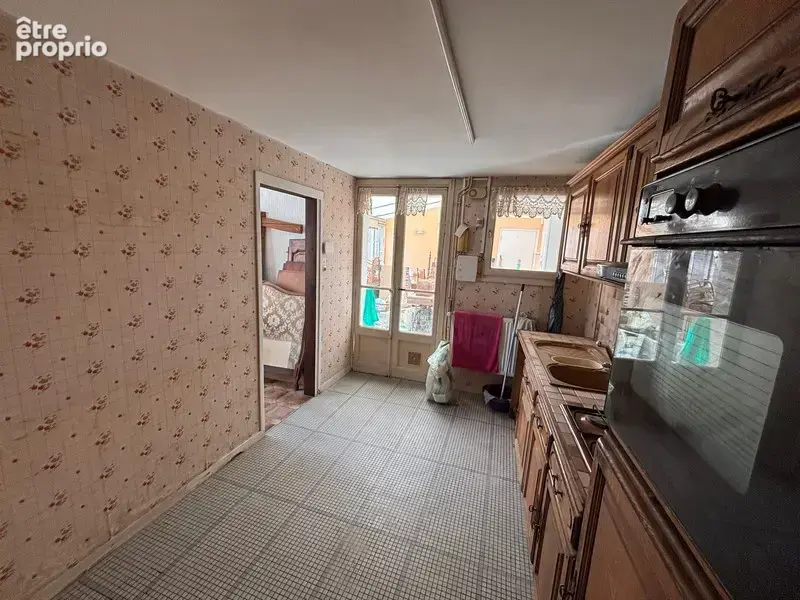 Canteleu village     maison avec decoration interieure  a refaire - photo 6